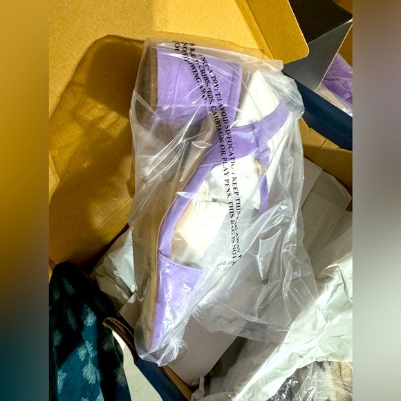 🎉LAST PIECE🎉COLE HAAN Josie Block Heel Sandals - Picture 5 of 5